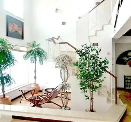 Charming Gale Gwenda 3 Bedrooms Close To Villa *