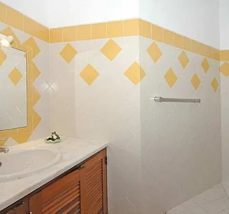 Villa Charming Gale Gwenda 3 Bedrooms Close To *