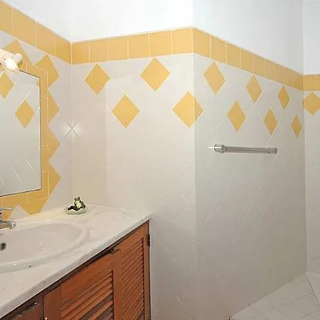 别墅 Charming Gale Gwenda 3 Bedrooms Close To 阿尔布费拉