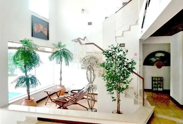 Charming Gale Gwenda 3 Bedrooms Close To Villa *