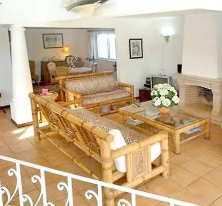 Charming Gale Gwenda 3 Bedrooms Close To Villa Albufeira